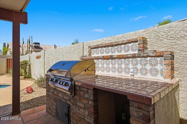 4346 W MISTY WILLOW Lane, Glendale, AZ 85310