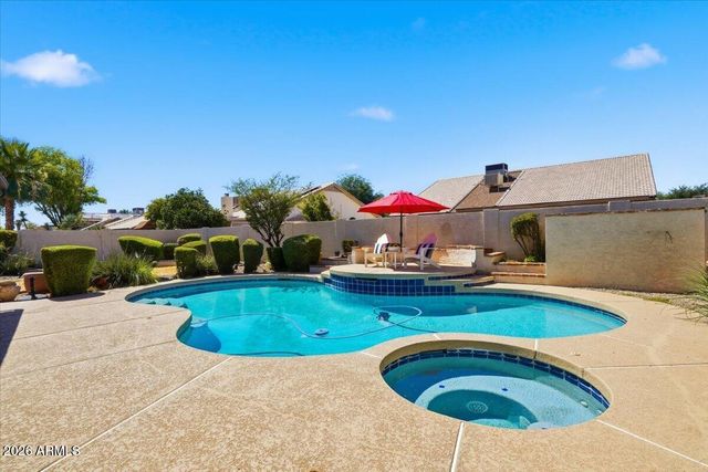 4346 W MISTY WILLOW Lane, Glendale, AZ 85310