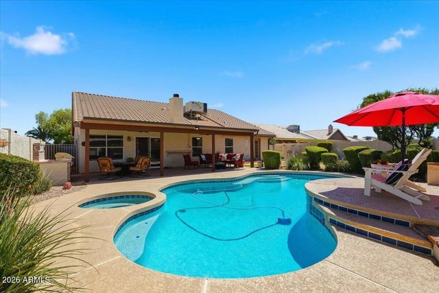 4346 W MISTY WILLOW Lane, Glendale, AZ 85310