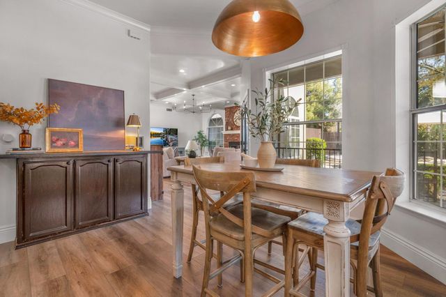 957 N Citadel Avenue, Clovis, CA 93611