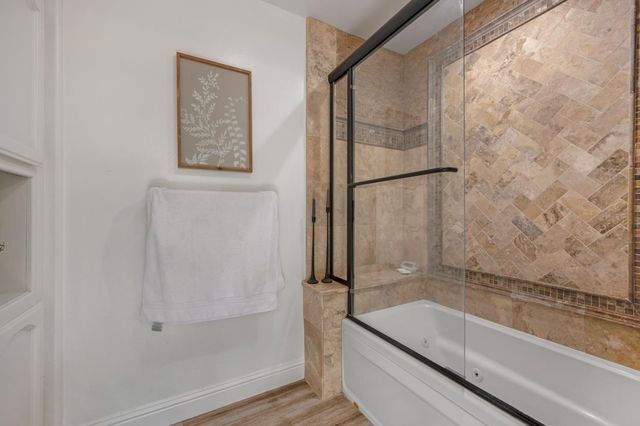 957 N Citadel Avenue, Clovis, CA 93611