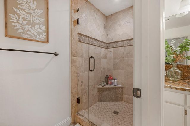 957 N Citadel Avenue, Clovis, CA 93611