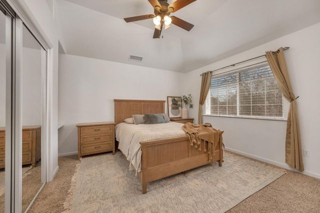 957 N Citadel Avenue, Clovis, CA 93611