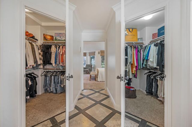 957 N Citadel Avenue, Clovis, CA 93611