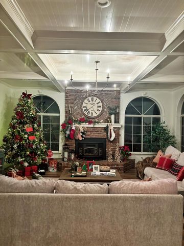 957 N Citadel Avenue, Clovis, CA 93611