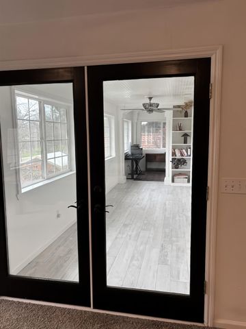 957 N Citadel Avenue, Clovis, CA 93611