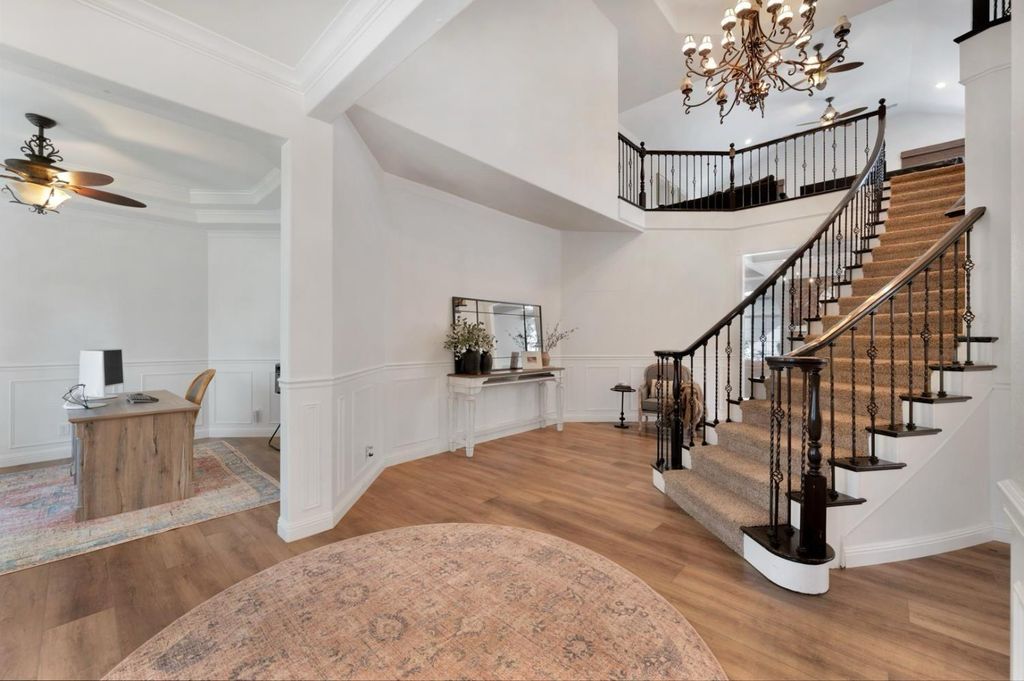 Image 6 of property listing at 957 N Citadel Avenue, Clovis, CA 93611