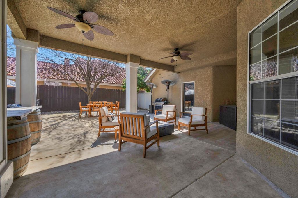 Image 67 of property listing at 957 N Citadel Avenue, Clovis, CA 93611