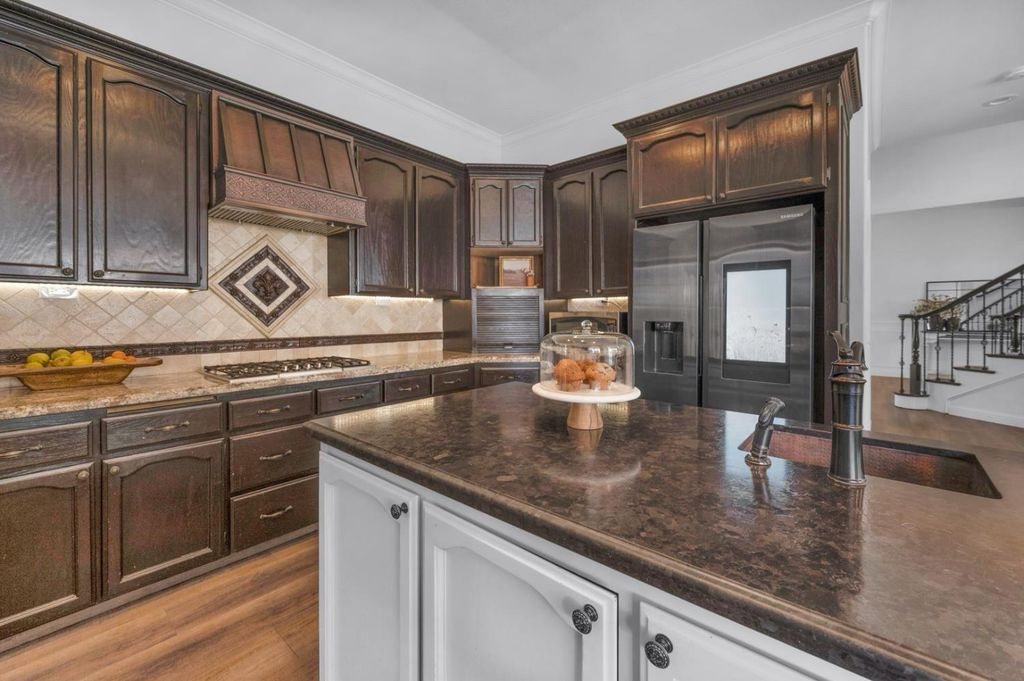 Image 8 of property listing at 957 N Citadel Avenue, Clovis, CA 93611