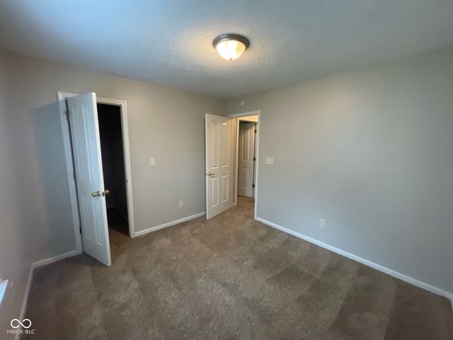 356 Seabreeze Circle, Avon, IN 46123