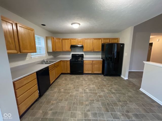 356 Seabreeze Circle, Avon, IN 46123