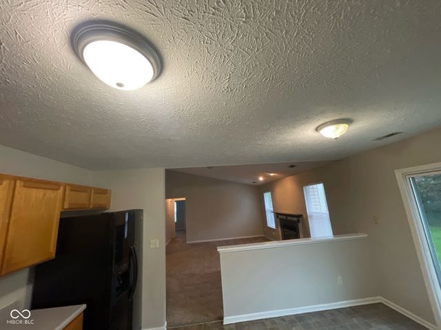 356 Seabreeze Circle, Avon, IN 46123