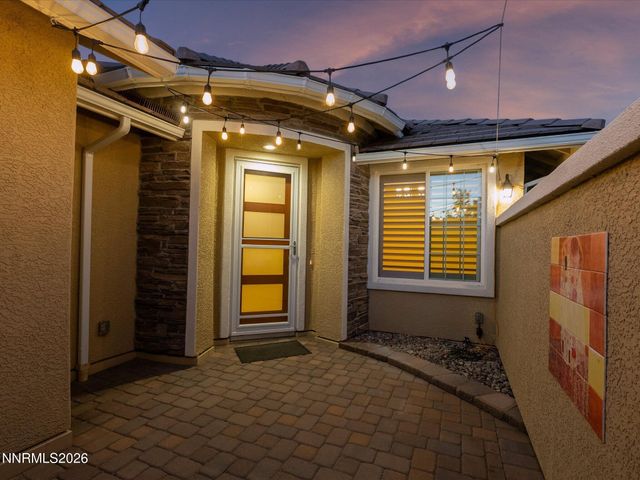 9690 Thesolious Lane, Reno, NV 89521
