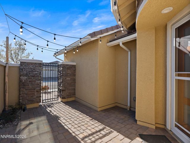 9690 Thesolious Lane, Reno, NV 89521