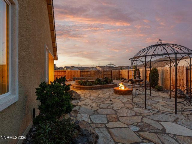 9690 Thesolious Lane, Reno, NV 89521