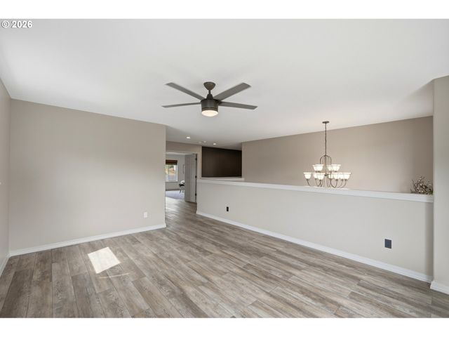 15653 Se WILLS Way, Milwaukie, OR 97267