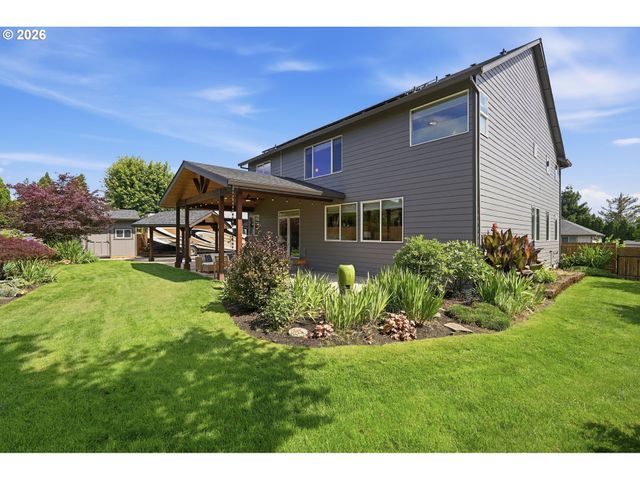 15653 Se WILLS Way, Milwaukie, OR 97267