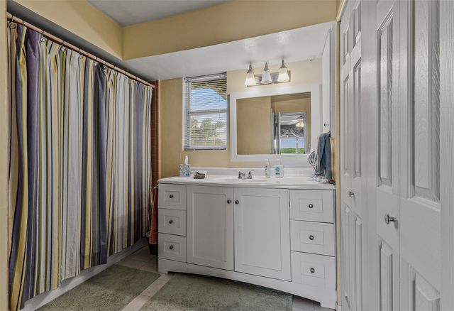 17 Shoreline Drive, Star Harbor, TX 75148