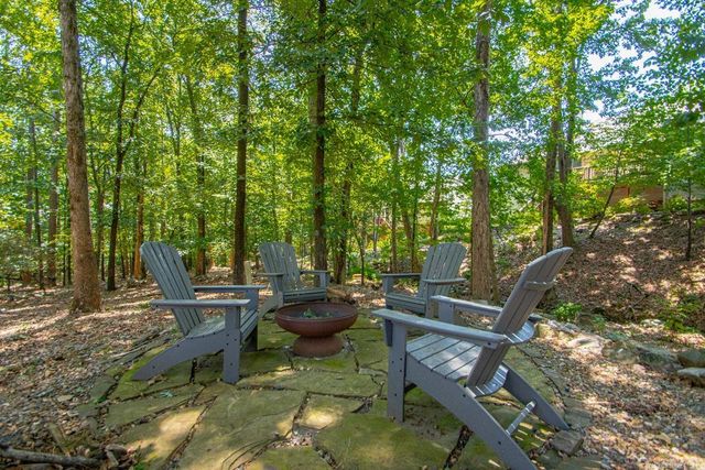 9 Picayune Court, Little Rock, AR 72211