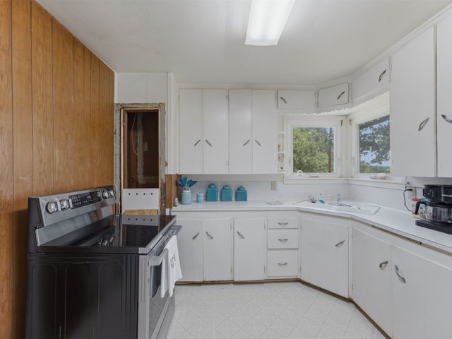381 Bynum Road, Bowie, TX 76230
