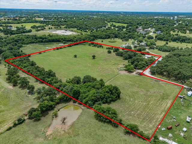 381 Bynum Road, Bowie, TX 76230