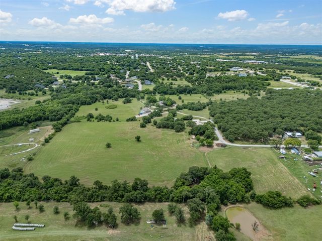 381 Bynum Road, Bowie, TX 76230