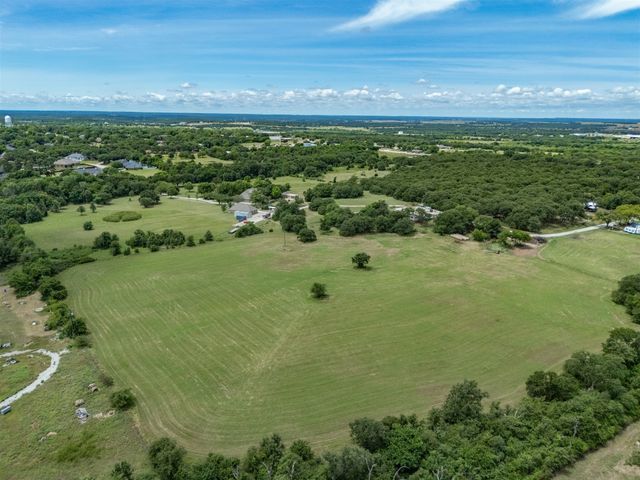 381 Bynum Road, Bowie, TX 76230