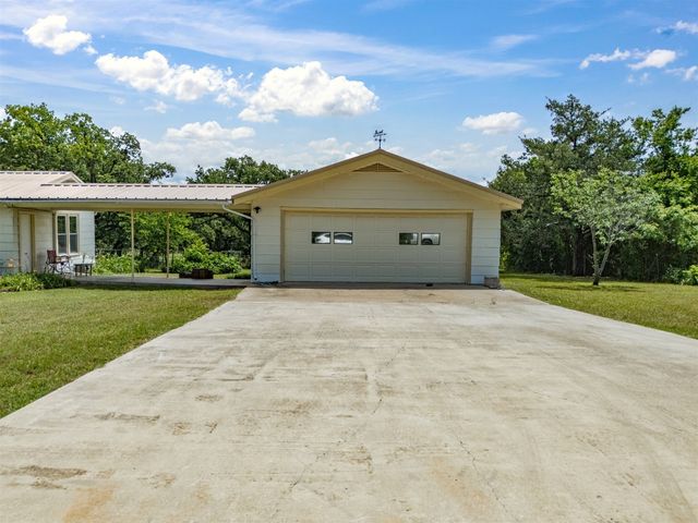 381 Bynum Road, Bowie, TX 76230