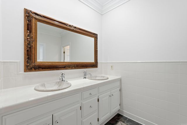 1097 Winrock Drive, Morrilton, AR 72110