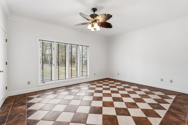 1097 Winrock Drive, Morrilton, AR 72110