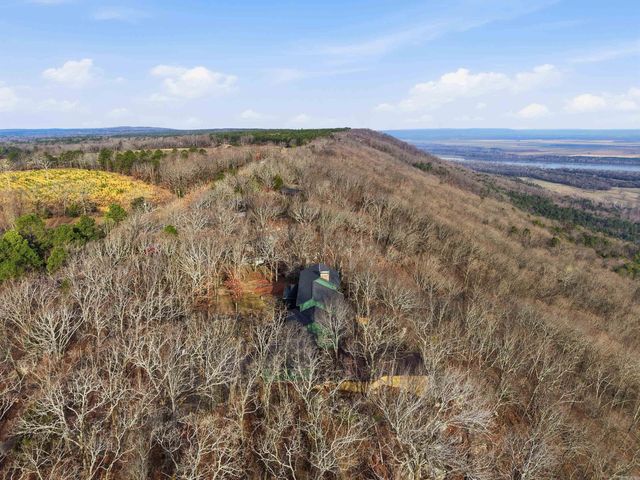 1097 Winrock Drive, Morrilton, AR 72110