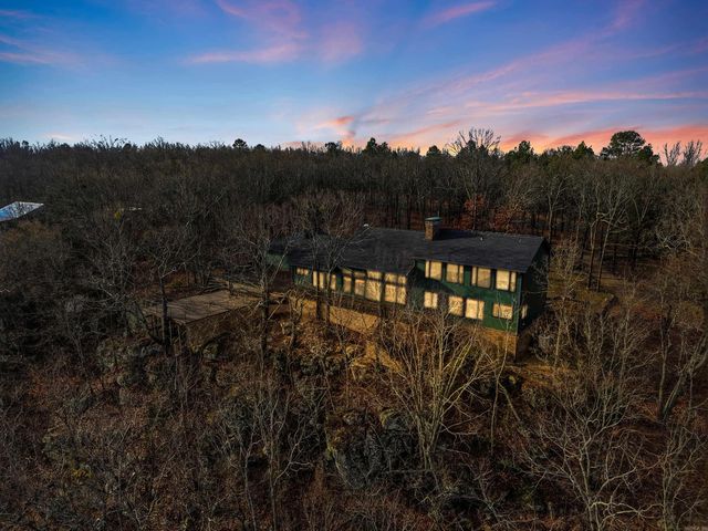 1097 Winrock Drive, Morrilton, AR 72110