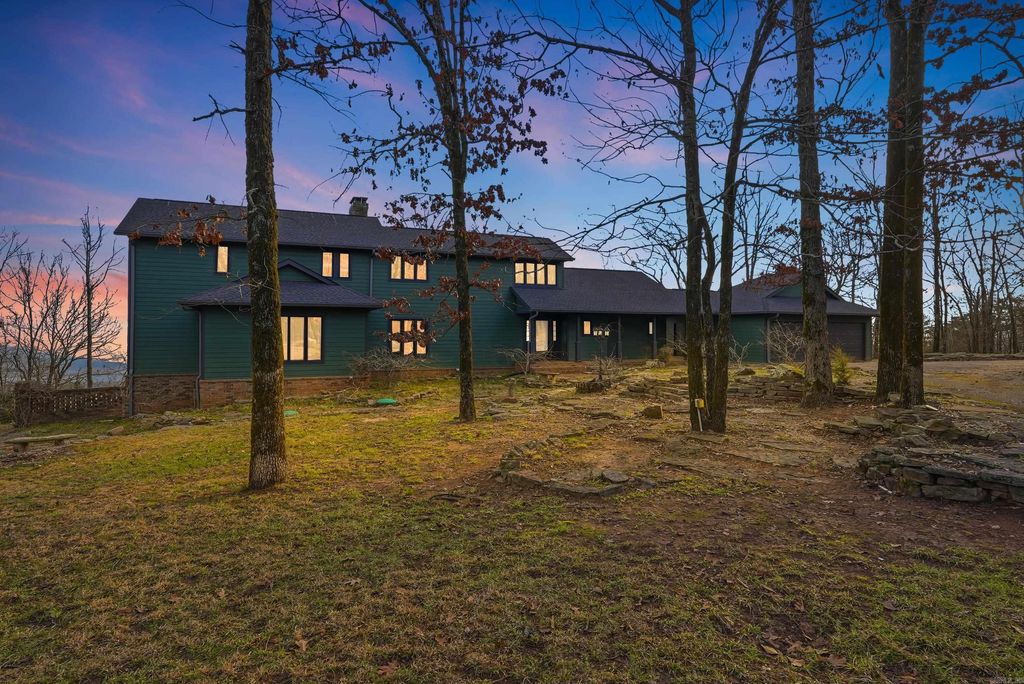 1097 Winrock Drive, Morrilton, AR 72110