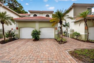 15173 Storrington PL E-201, Naples, FL 34110