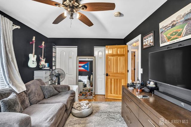 695 Spruce Road, North Brunswick, NJ 08902