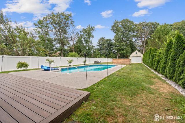 695 Spruce Road, North Brunswick, NJ 08902