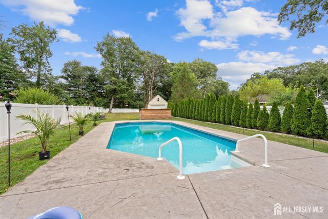 695 Spruce Road, North Brunswick, NJ 08902