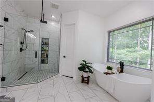 836 Bailey Woods Road, Dacula, GA 30019