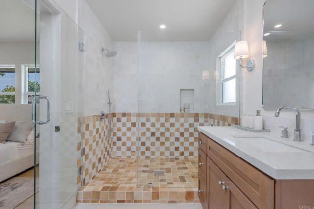 3615 Conquista Ave, Long Beach, CA 90808