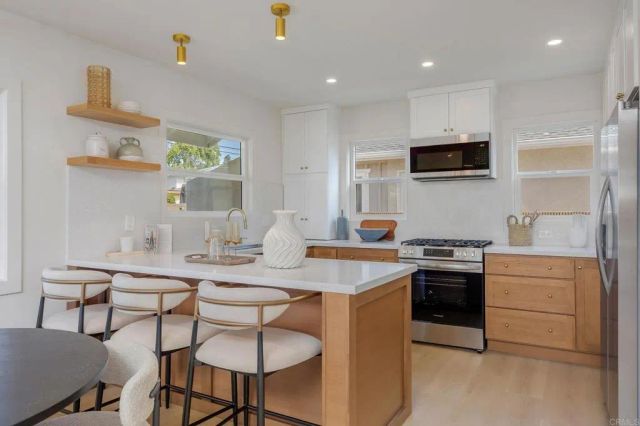 3615 Conquista Ave, Long Beach, CA 90808