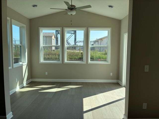 5200 Long Pointe Bay, Woodbury, MN 55129