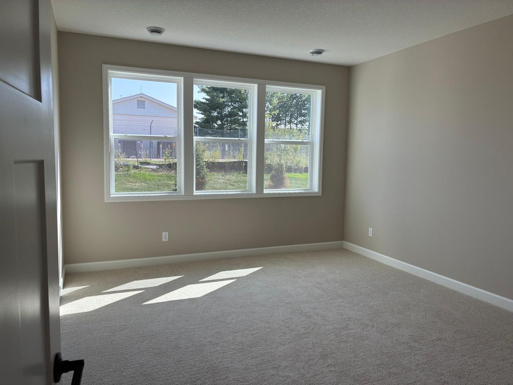 5200 Long Pointe Bay, Woodbury, MN 55129 — photo 5