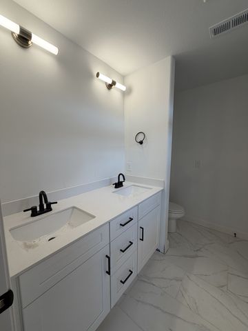 58 Hilltop, Clarksville, TN 37040