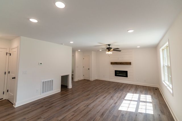 58 Hilltop, Clarksville, TN 37040