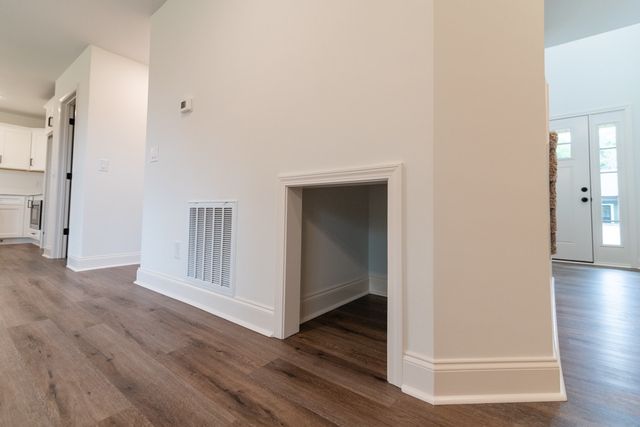 58 Hilltop, Clarksville, TN 37040