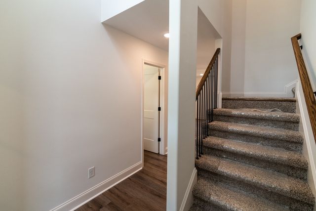 58 Hilltop, Clarksville, TN 37040