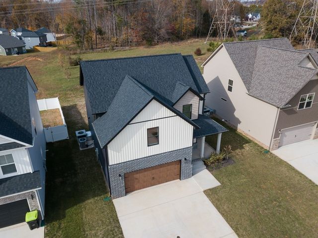 58 Hilltop, Clarksville, TN 37040