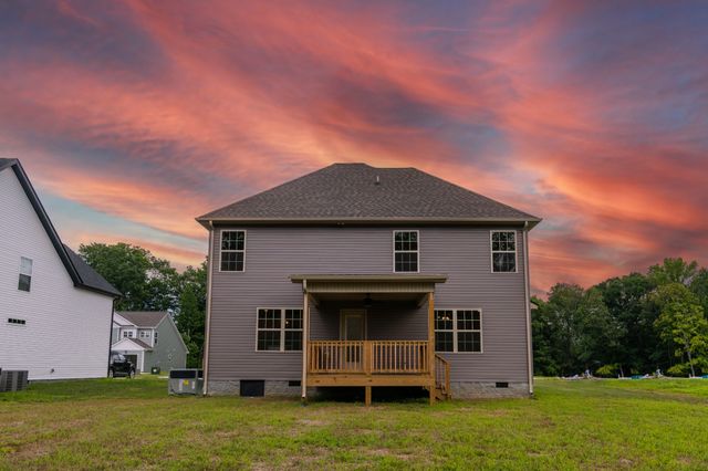 58 Hilltop, Clarksville, TN 37040