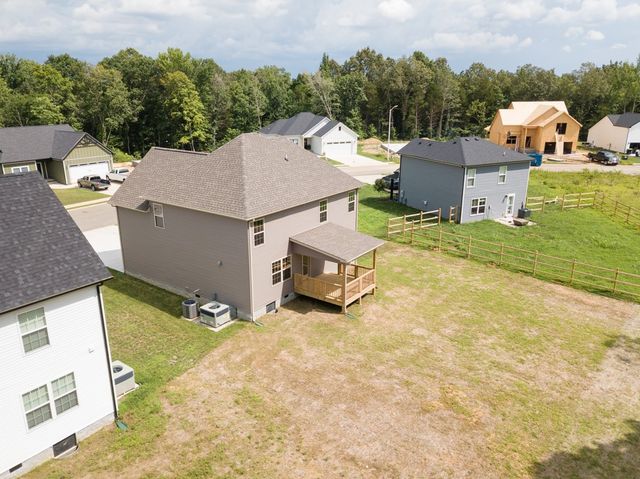 58 Hilltop, Clarksville, TN 37040