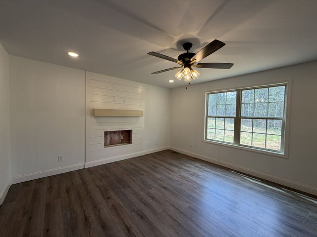 58 Hilltop, Clarksville, TN 37040